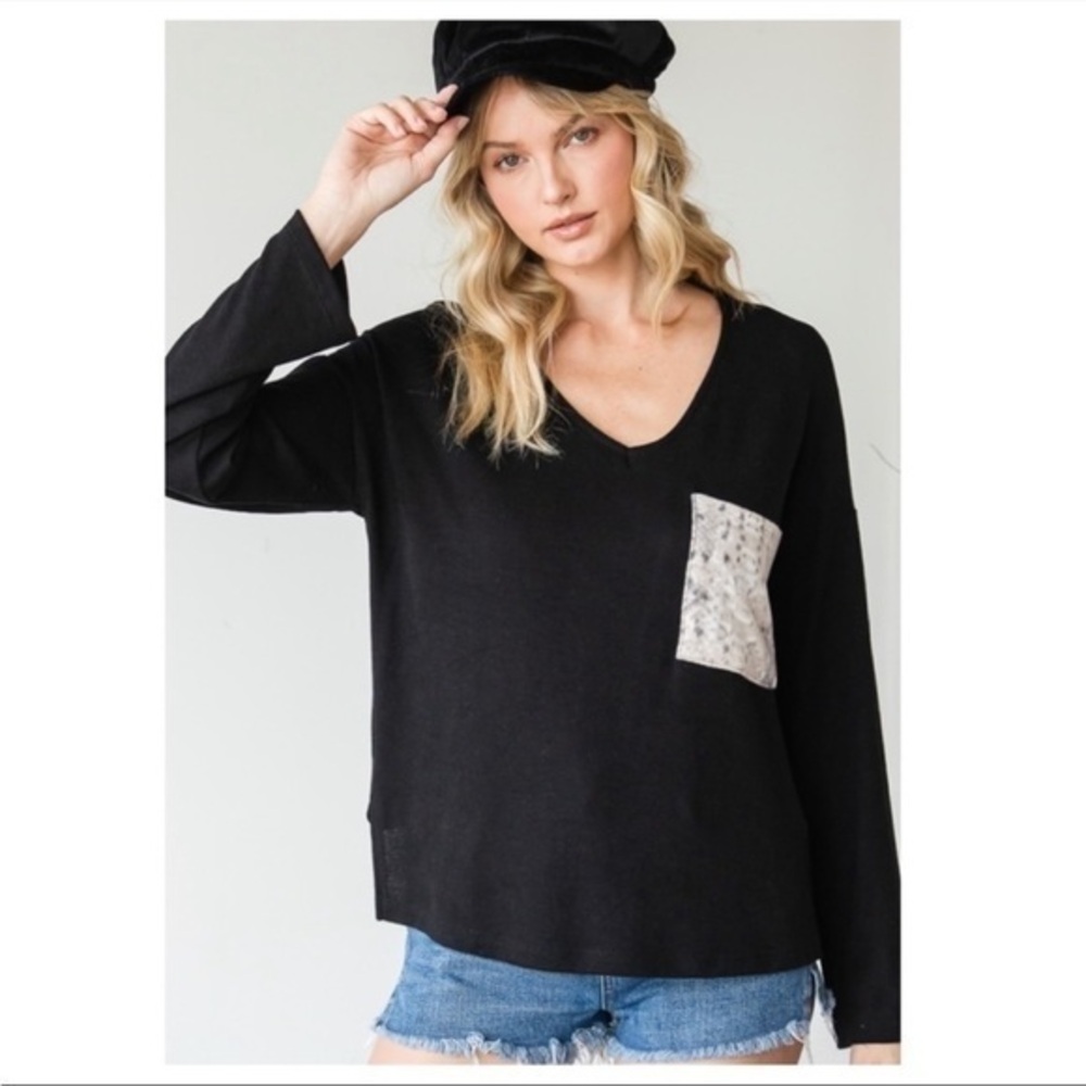 NWT CY Fashion Boutique L/S crew neck black sweater with animal print pocket…